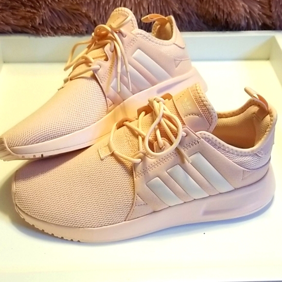 NEW-Adidas XPLR shoes in Icy Pink - Picture 3 of 7